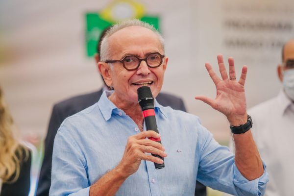 prefeitura-anuncia-antecipacao-da-folha,-segunda-parcela-do-13°-e-o-14°-da-educacao